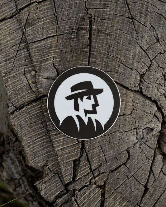 Circular sticker of the 'Steader' logo