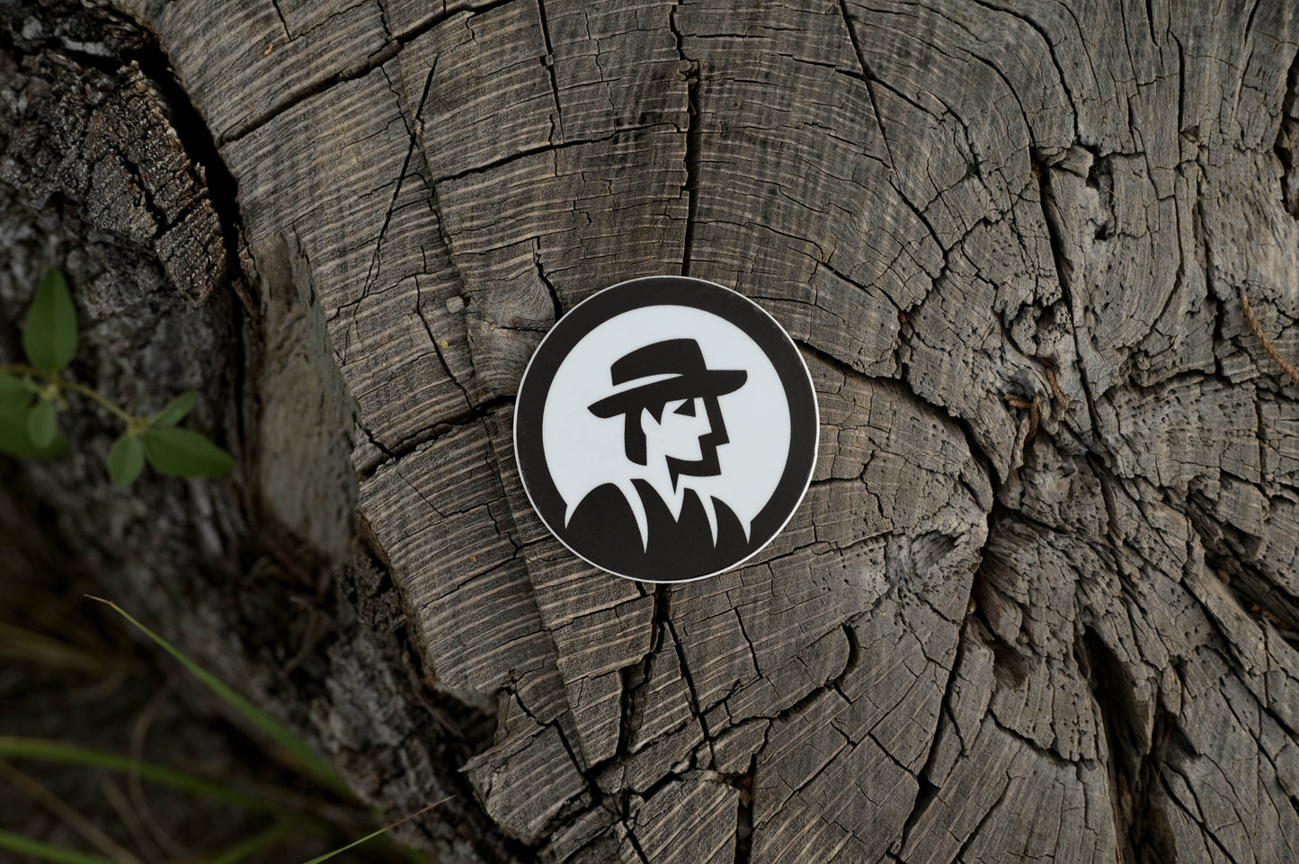 Round 2" Steader Icon Sticker